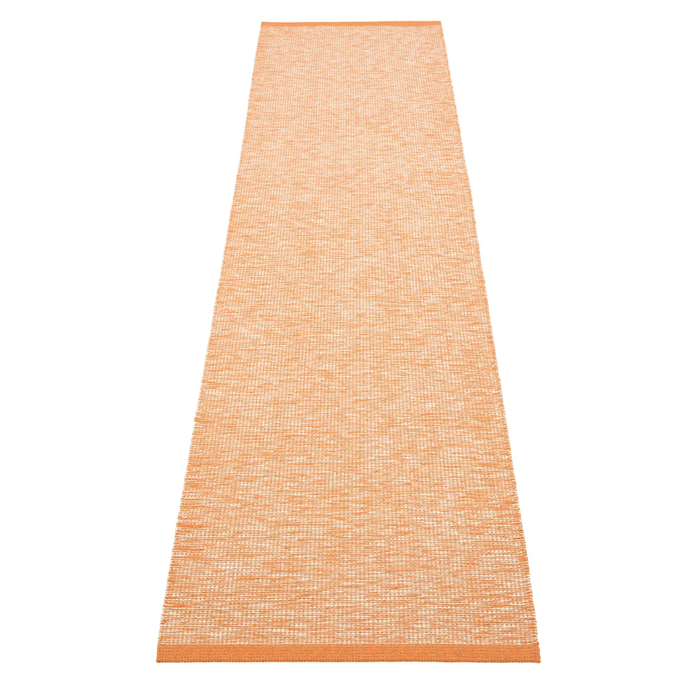 Pappelina Sam tæppe 70 x 300 cm Pale Orange/Cream